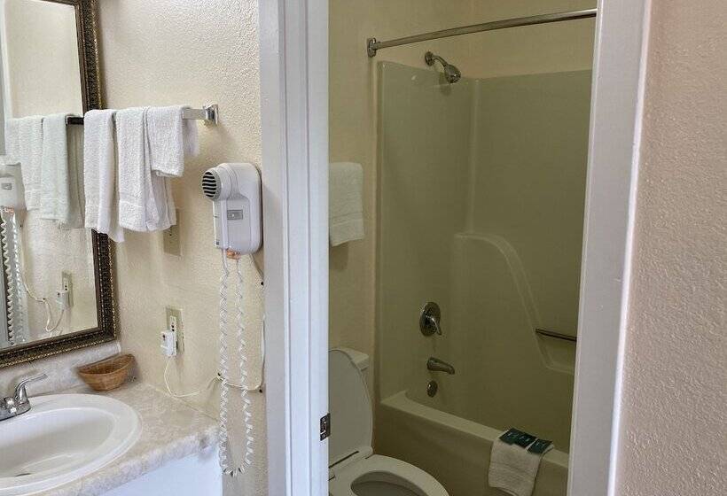 هتل Travel Inn