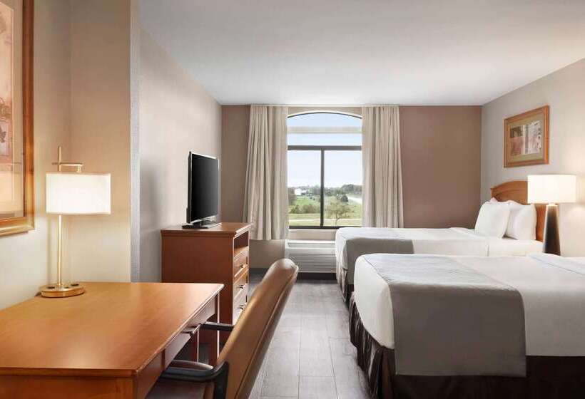 هتل Wingate By Wyndham Bentonville