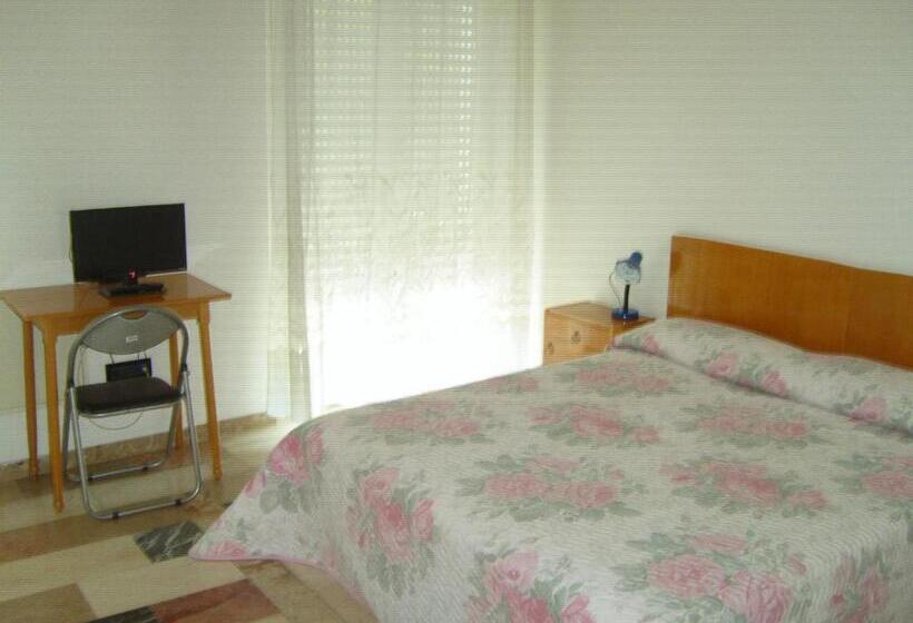 בית מלון כפרי Albergo Drena