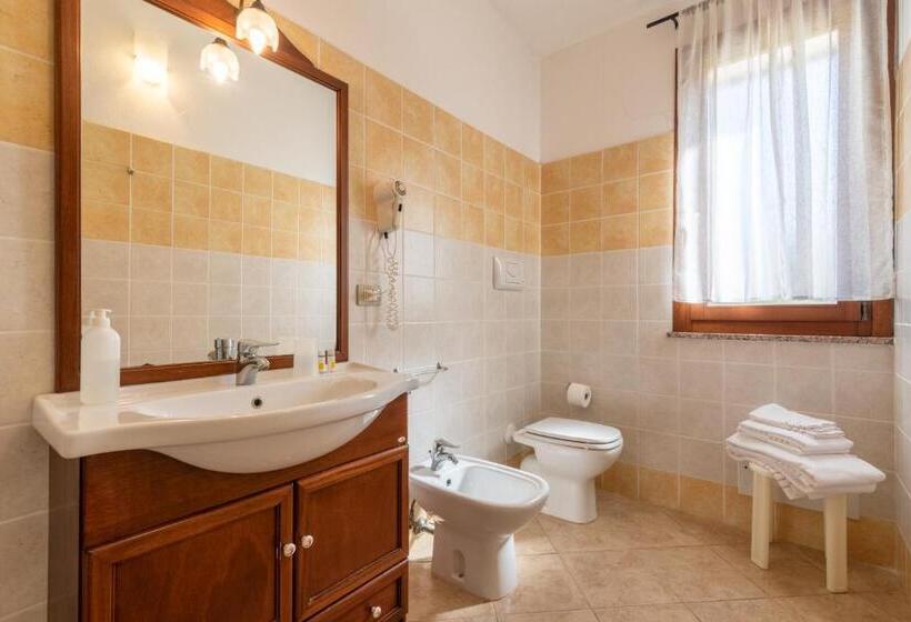هتل Bonsai B&b Alghero