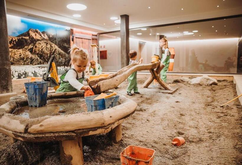 هتل Feuerstein Nature Family Resort
