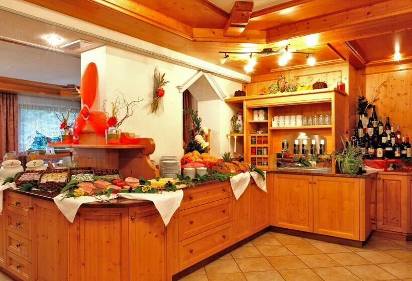 هتل Gisserhof