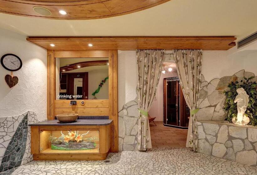 هتل Gisserhof