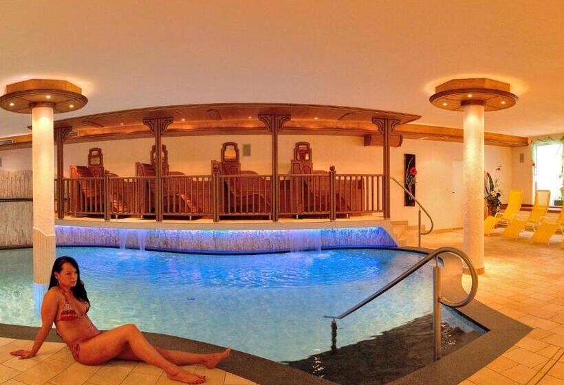 هتل Gisserhof