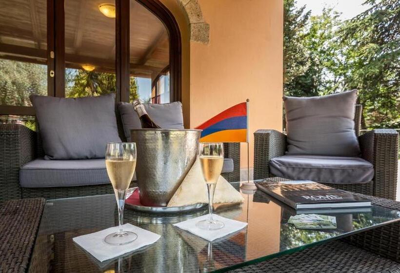هتل Relais Villaggio Azzurro