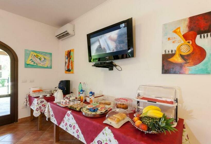 هتل Relais Villaggio Azzurro