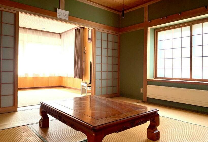 膳宿费 Blueberryhouse音威子府村