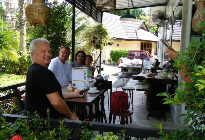 پانسیون Green Happy Homestay