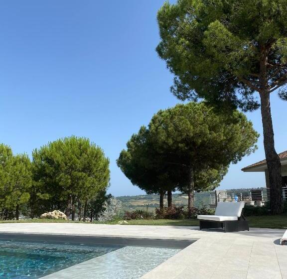 تختخواب و صبحانه Greenvalley Bnb