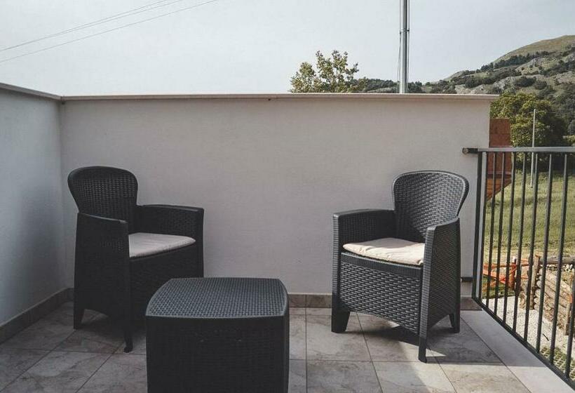 ベッドアンドブレックファースト Le Radici Laviano