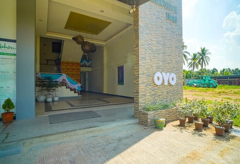 هتل Oyo 785 The Greenhive