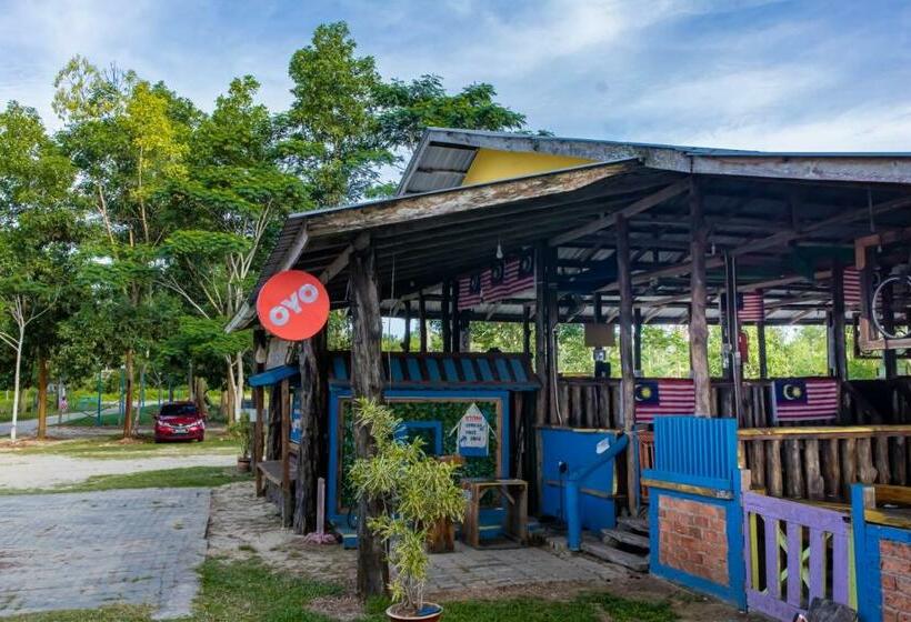 酒店 Oyo 90320 Iftitah Restaurant & Resort