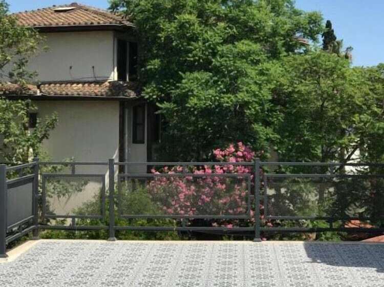 هتل Solo Boutique