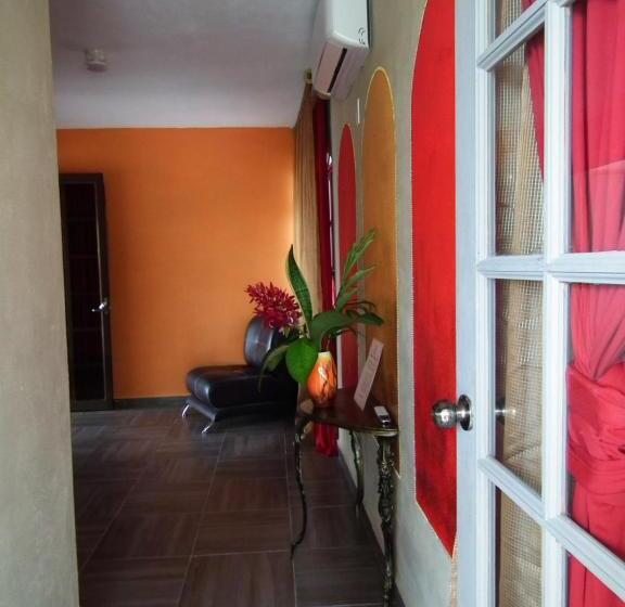 بنسيون Posada Yaxche