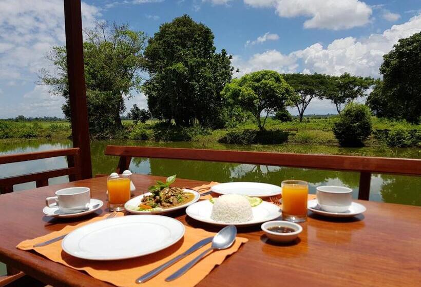 منتجع Kingfisher Ecolodge