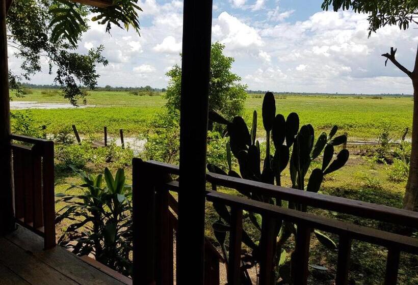 منتجع Kingfisher Ecolodge