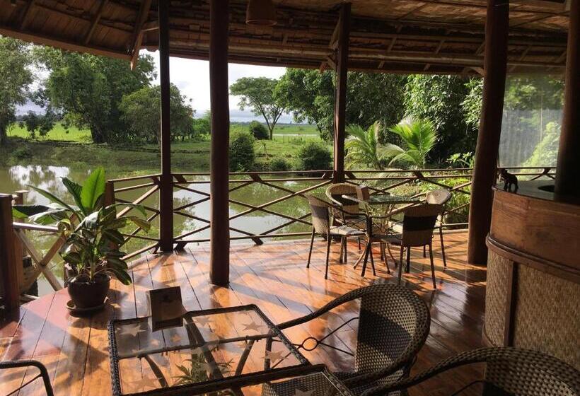 منتجع Kingfisher Ecolodge