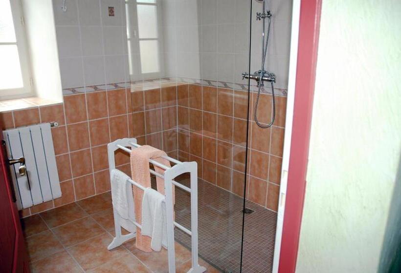 ベッドアンドブレックファースト Chambres D Hotes Les Douves