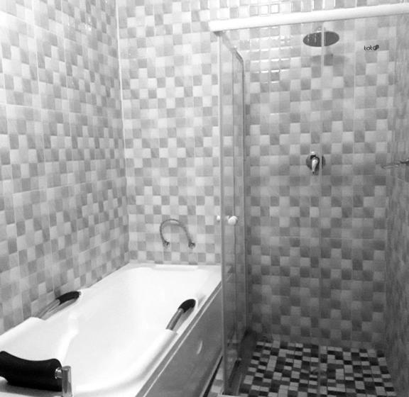 צימר Vakhusi Guesthouse
