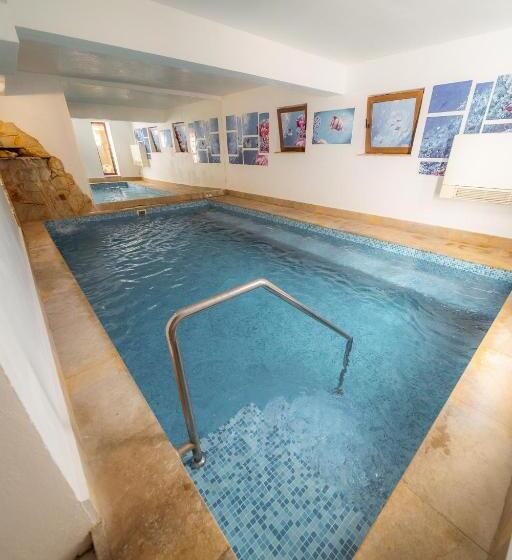 هتل Aqua Thermal Spa