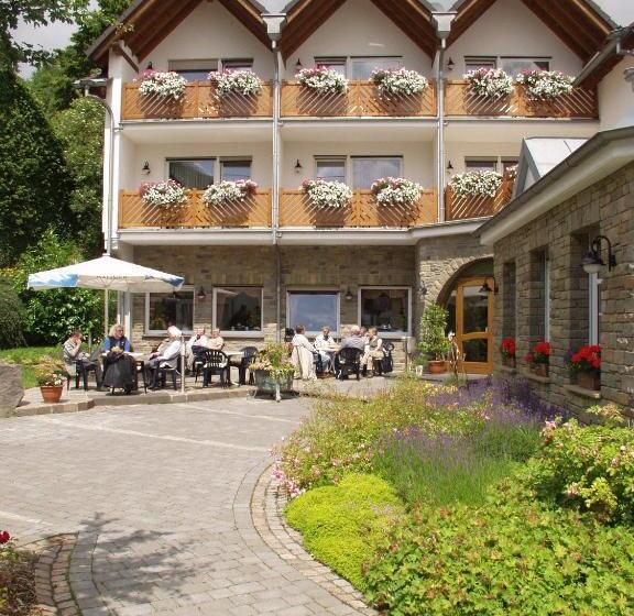 ホテル Landhaus Schend