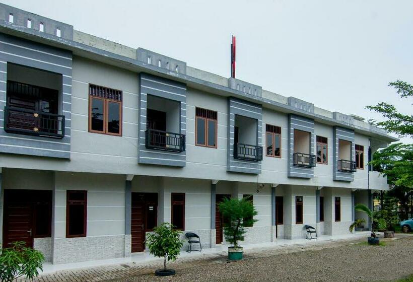 فندق Oyo 2069 Wisma Syariah Kampung Baru