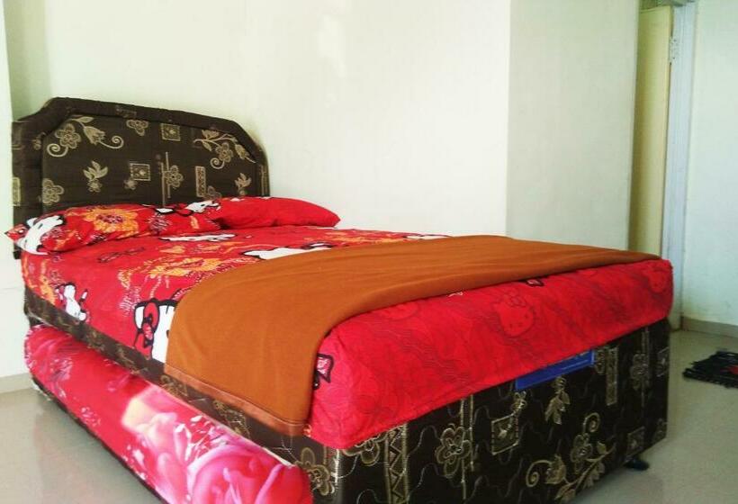 בית מלון כפרי Oyo 2246 Anjung Bang Oking  & Resort