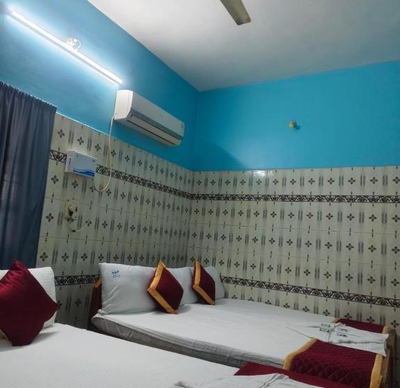 בית מלון כפרי Sri Kanya Residency, Srikalahasti