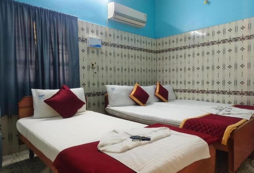 هتل Sri Kanya Residency