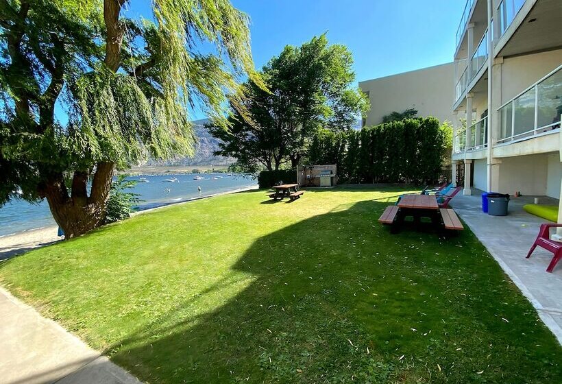 מוטל Richter Pass Beach Resort