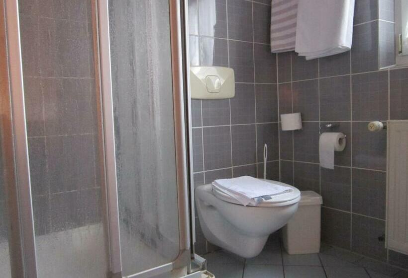 ペンション Gasthaus Neupert