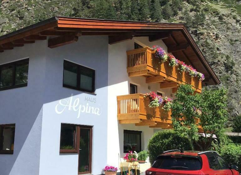 پانسیون Haus Alpina