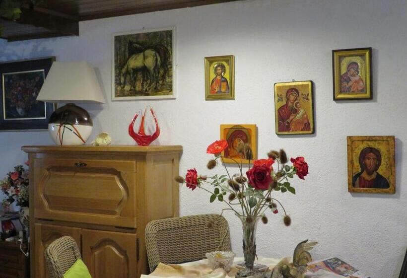 ペンション Zum Achten Himmel