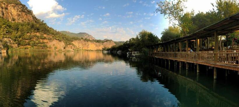 בית מלון כפרי Turay