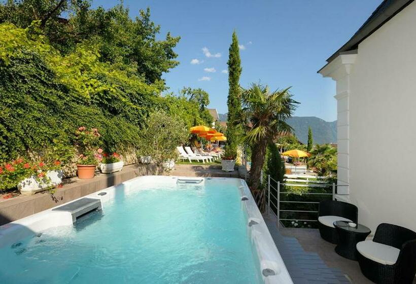 هتل Villa Maria