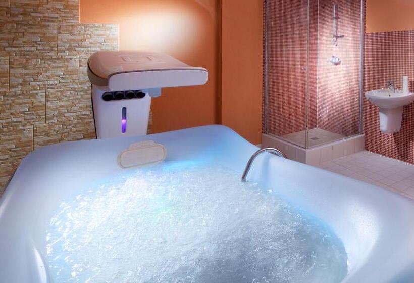 Курорт Lipno Wellness - Frymburk Hotel Private Family Room