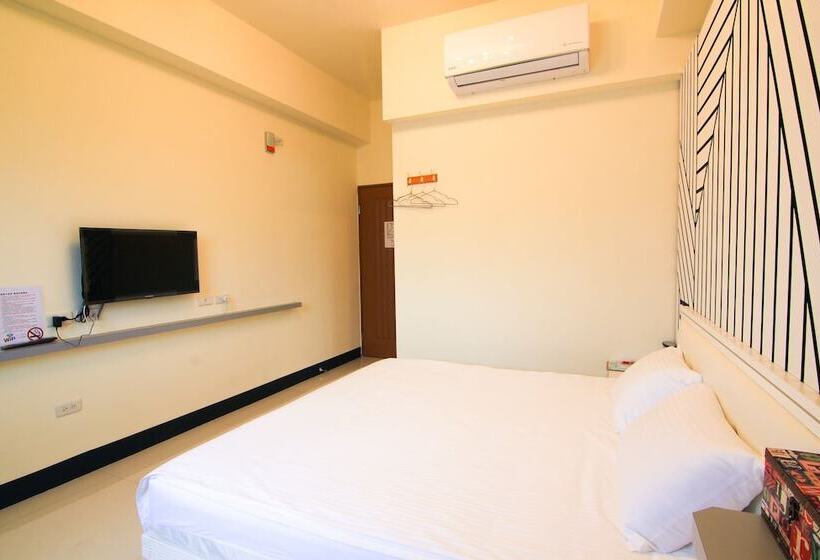 تختخواب و صبحانه Police House