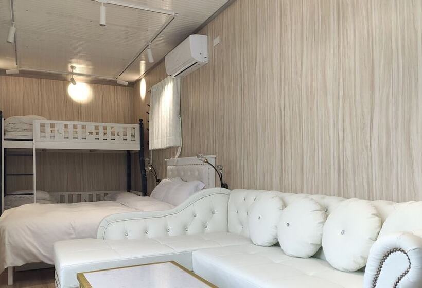 تختخواب و صبحانه Star Deco Resort