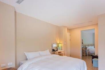 تختخواب و صبحانه Star Deco Resort