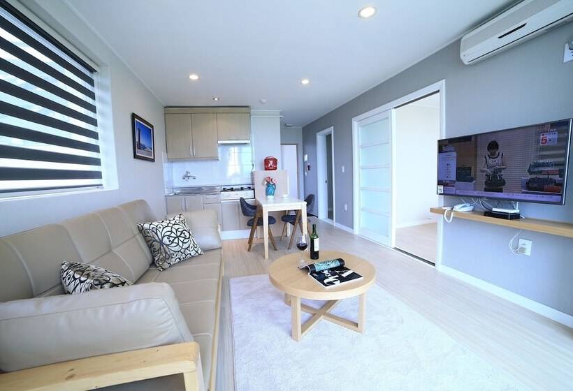 فندق Goseong Sunshine Beach Pension