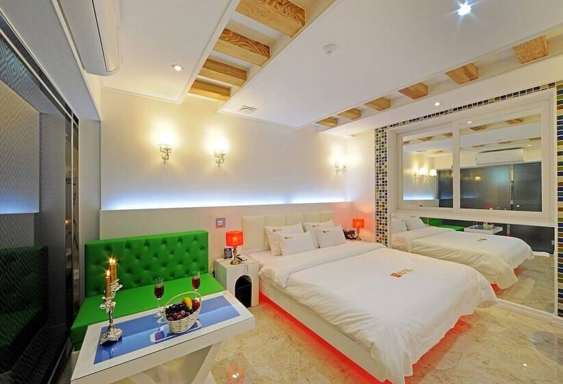 ホテル Yeongdeok Ganggu Prot Myeongpum