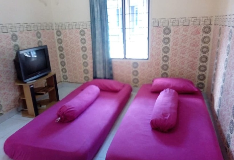 پانسیون Dedy Kost