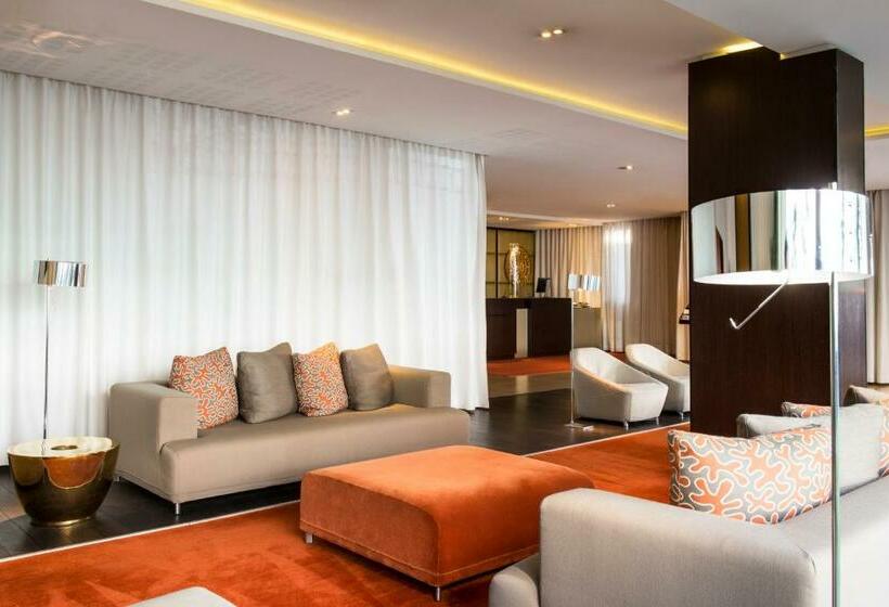 Adagio Nice Centre