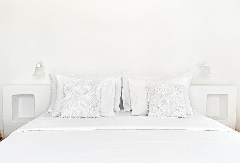 Mykonos Lolita, A Grecotel Resort To Live