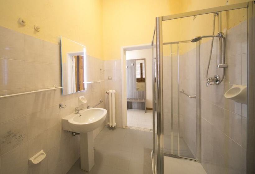 Fotos del hotel Astrid:  11