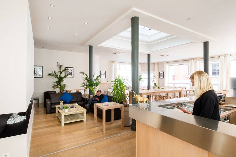 هتل Hôtel Atrium Mondial