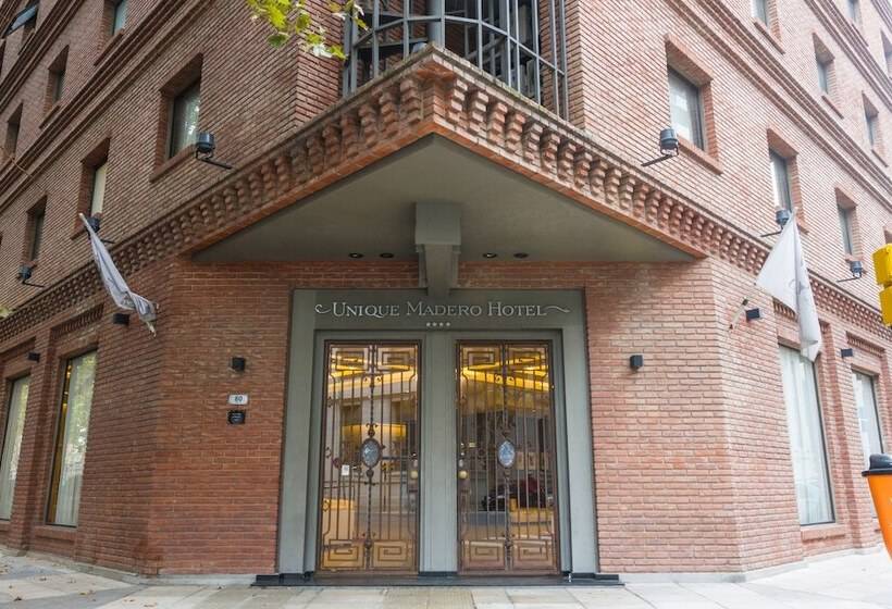 هتل Believe Madero