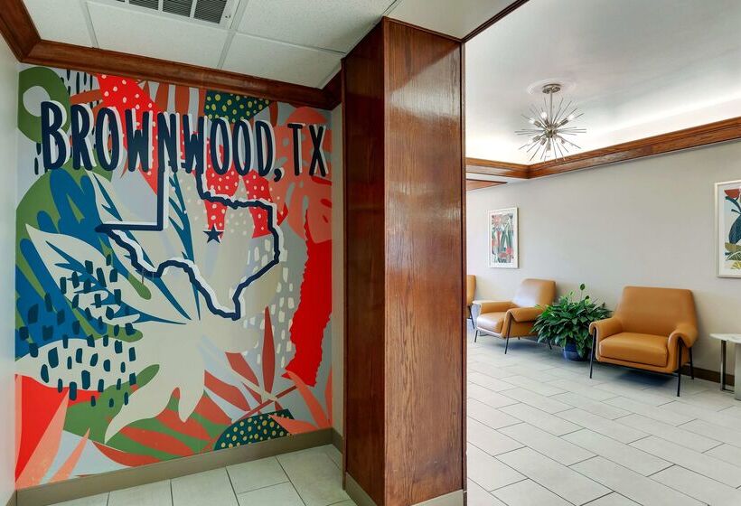 Hotel Brownwood Express Inn & Suites