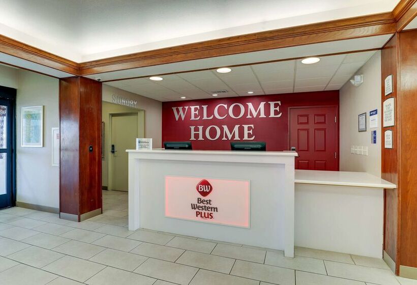 هتل Best Western Plus Riata