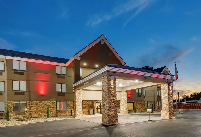 Hotel Brownwood Express Inn & Suites